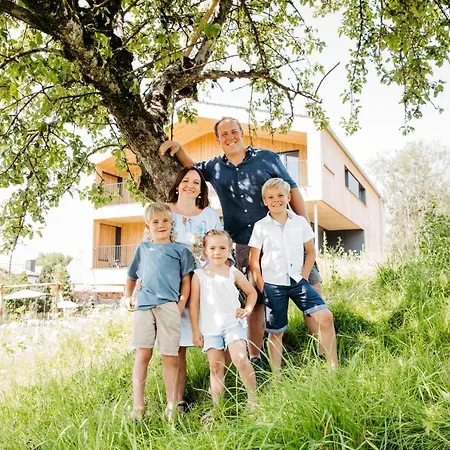 Elfriede Neukirch (Tubingen)