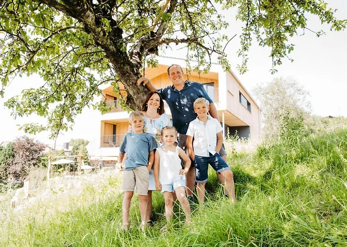 Elfriede Neukirch (Tubingen)